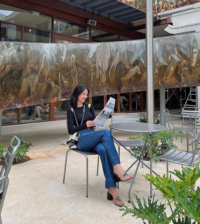 4 mỹ nhân Việt mặc quần jeans đẹp nhất, hóa ra item cơ bản lại có thể diện theo những cách sang đến vậy- Ảnh 17. 4 mỹ nhân Việt mặc quần jeans đẹp nhất, hóa ra item cơ bản lại có thể diện theo những cách sang đến vậy- Ảnh 17.