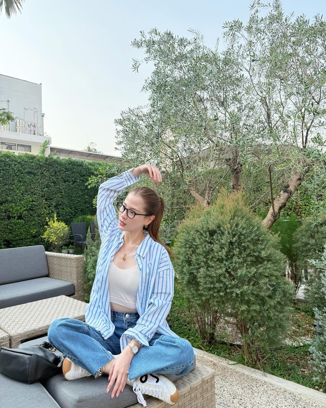 Nữ chính phim Chiếc lá cuốn bay mặc siêu đẹp ở tuổi U35 nhưng nhan sắc khi cắt tóc ngắn mới tuyệt đỉnh- Ảnh 7. Nữ chính phim Chiếc lá cuốn bay mặc siêu đẹp ở tuổi U35 nhưng nhan sắc khi cắt tóc ngắn mới tuyệt đỉnh- Ảnh 7.