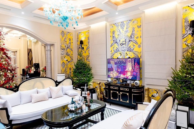 Bay màu danh xưng “nữ đại gia quận 7” của Đoàn Di Băng- Ảnh 5. Bay màu danh xưng “nữ đại gia quận 7” của Đoàn Di Băng- Ảnh 5.