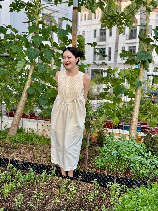 Bay màu danh xưng “nữ đại gia quận 7” của Đoàn Di Băng- Ảnh 9. Bay màu danh xưng “nữ đại gia quận 7” của Đoàn Di Băng- Ảnh 9.