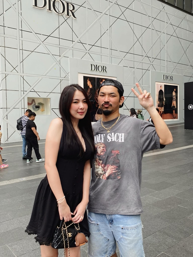 Nam diễn viên và vợ Hoa khôi đón con đầu lòng, Steven Nguyễn cùng cả dàn sao Việt nức nở!- Ảnh 11. Nam diễn viên và vợ Hoa khôi đón con đầu lòng, Steven Nguyễn cùng cả dàn sao Việt nức nở!- Ảnh 11.