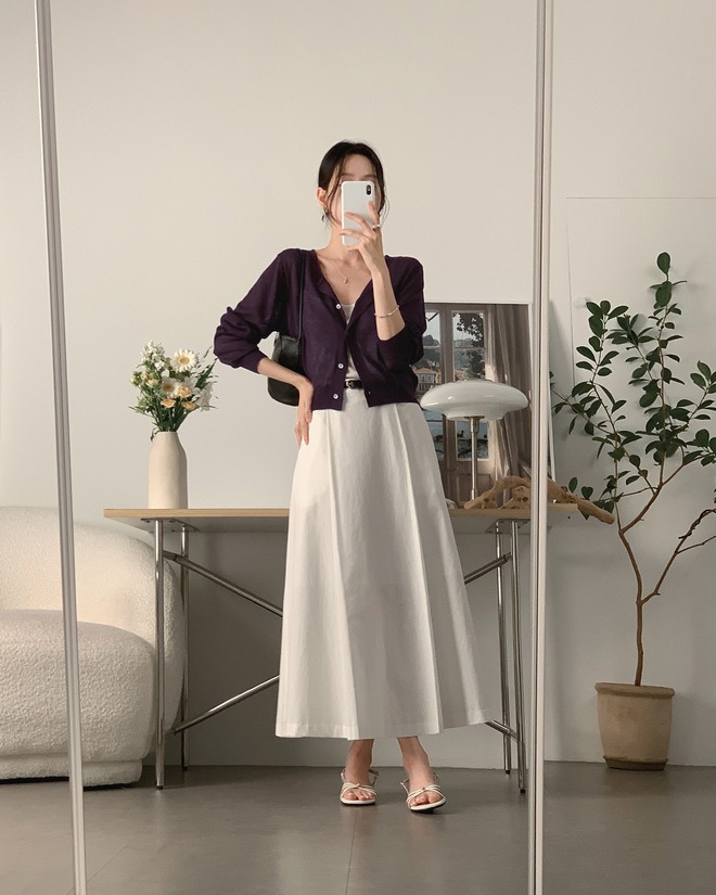 Chân váy đen dễ mặc nhưng có 4 kiểu khác còn đẹp và trẻ trung hơn- Ảnh 1.