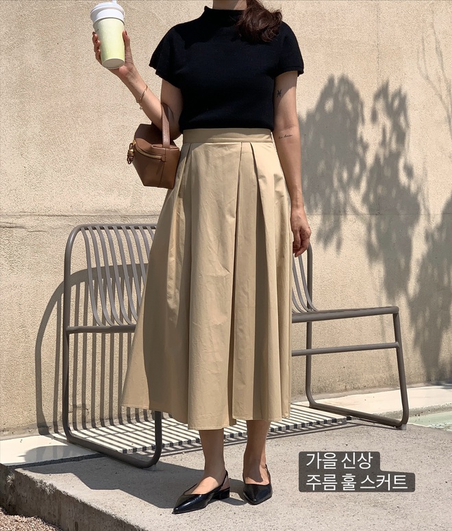 5 kiểu giày bệt hack dáng cho nàng có chiều cao khiêm tốn, biết rồi là không muốn đi giày cao gót nữa- Ảnh 4. 5 kiểu giày bệt hack dáng cho nàng có chiều cao khiêm tốn, biết rồi là không muốn đi giày cao gót nữa- Ảnh 4.