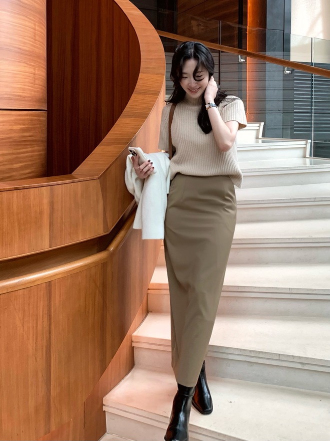 Chân váy đen dễ mặc nhưng có 4 kiểu khác còn đẹp và trẻ trung hơn- Ảnh 5.