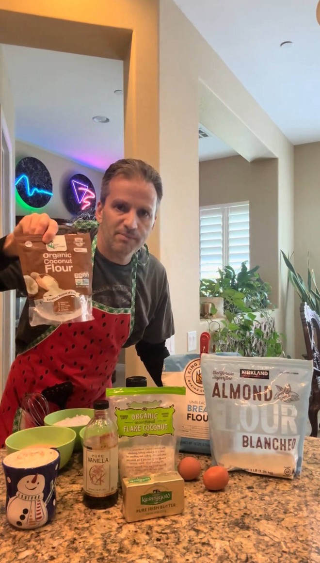 Phát hiện khách Tây nói tiếng Việt rặc miền Tây, ai xem cũng phải tua đi đi lại để kiểm chứng- Ảnh 2. Phát hiện khách Tây nói tiếng Việt rặc miền Tây, ai xem cũng phải tua đi đi lại để kiểm chứng- Ảnh 2.