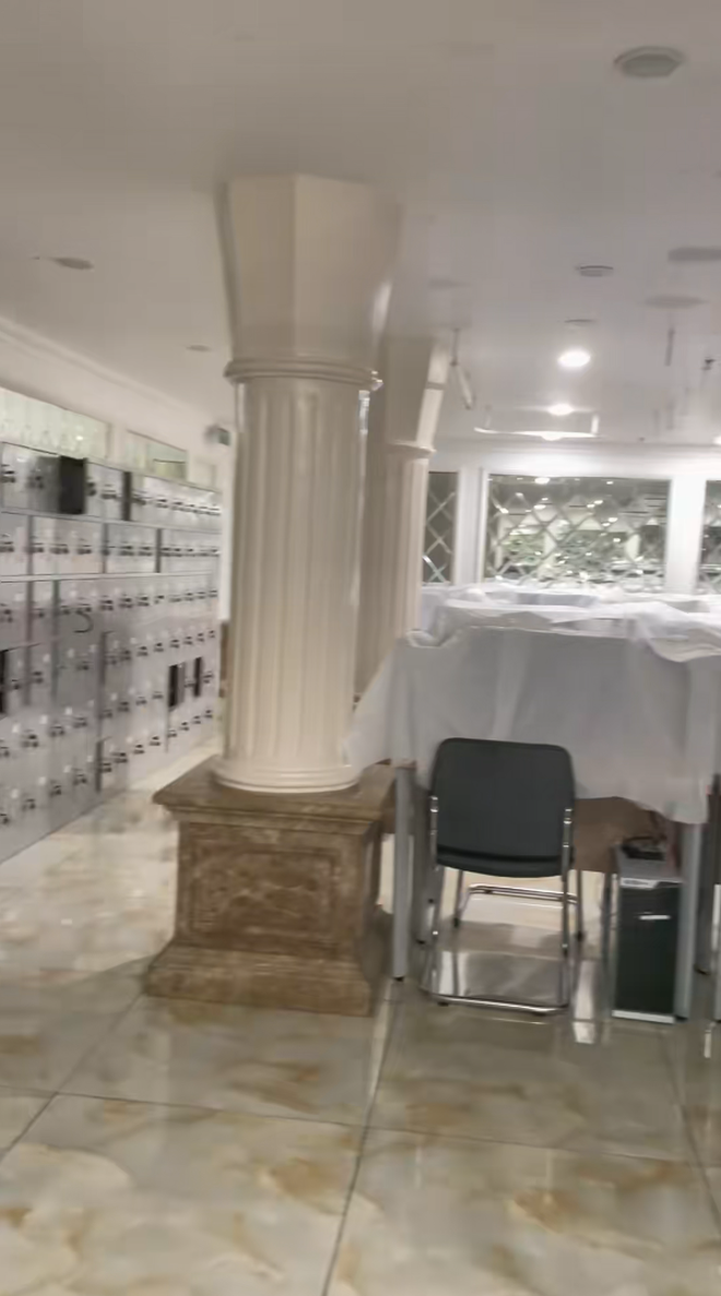 Máy móc phủ vải trắng, hàng trăm nhân viên làm thủ tục nghỉ việc khi TMV Mailisa ngừng hoạt động- Ảnh 2.