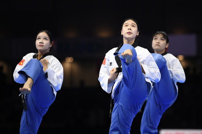 Mê mẩn dàn hot girl Taekwondo ở SEA Games, bên ngoài xinh đẹp, vào sân "thét ra lửa", VĐV Việt Nam có phải xinh nhất?- Ảnh 7.