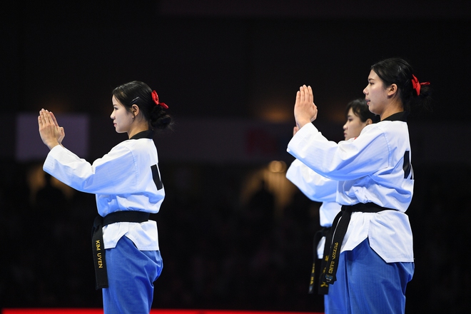 Mê mẩn dàn hot girl Taekwondo ở SEA Games, bên ngoài xinh đẹp, vào sân "thét ra lửa", VĐV Việt Nam có phải xinh nhất?- Ảnh 5.