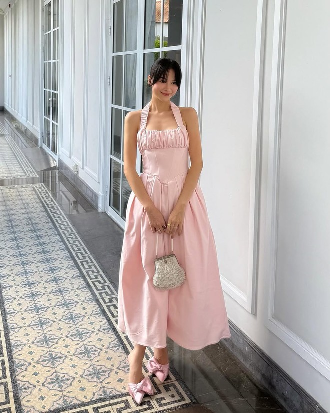 Mỹ nhân Việt có "style ăn cưới" đẹp rung chuyển thị giác, sống đời nữ hoàng trong penthouse triệu đô- Ảnh 4. Mỹ nhân Việt có "style ăn cưới" đẹp rung chuyển thị giác, sống đời nữ hoàng trong penthouse triệu đô- Ảnh 4.