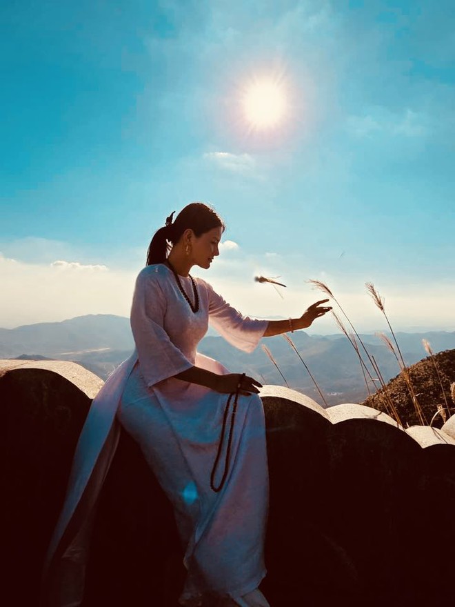 Sao nữ Vbiz “biến mất” sau khi toang với chồng cũ đại gia hơn 9 tuổi- Ảnh 4. Sao nữ Vbiz “biến mất” sau khi toang với chồng cũ đại gia hơn 9 tuổi- Ảnh 4.