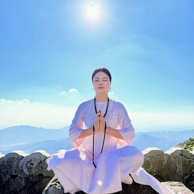 Sao nữ Vbiz “biến mất” sau khi toang với chồng cũ đại gia hơn 9 tuổi- Ảnh 5. Sao nữ Vbiz “biến mất” sau khi toang với chồng cũ đại gia hơn 9 tuổi- Ảnh 5.