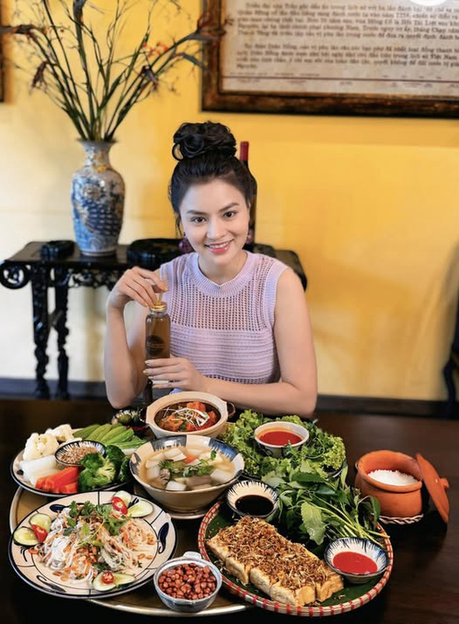 Sao nữ Vbiz “biến mất” sau khi toang với chồng cũ đại gia hơn 9 tuổi- Ảnh 3. Sao nữ Vbiz “biến mất” sau khi toang với chồng cũ đại gia hơn 9 tuổi- Ảnh 3.