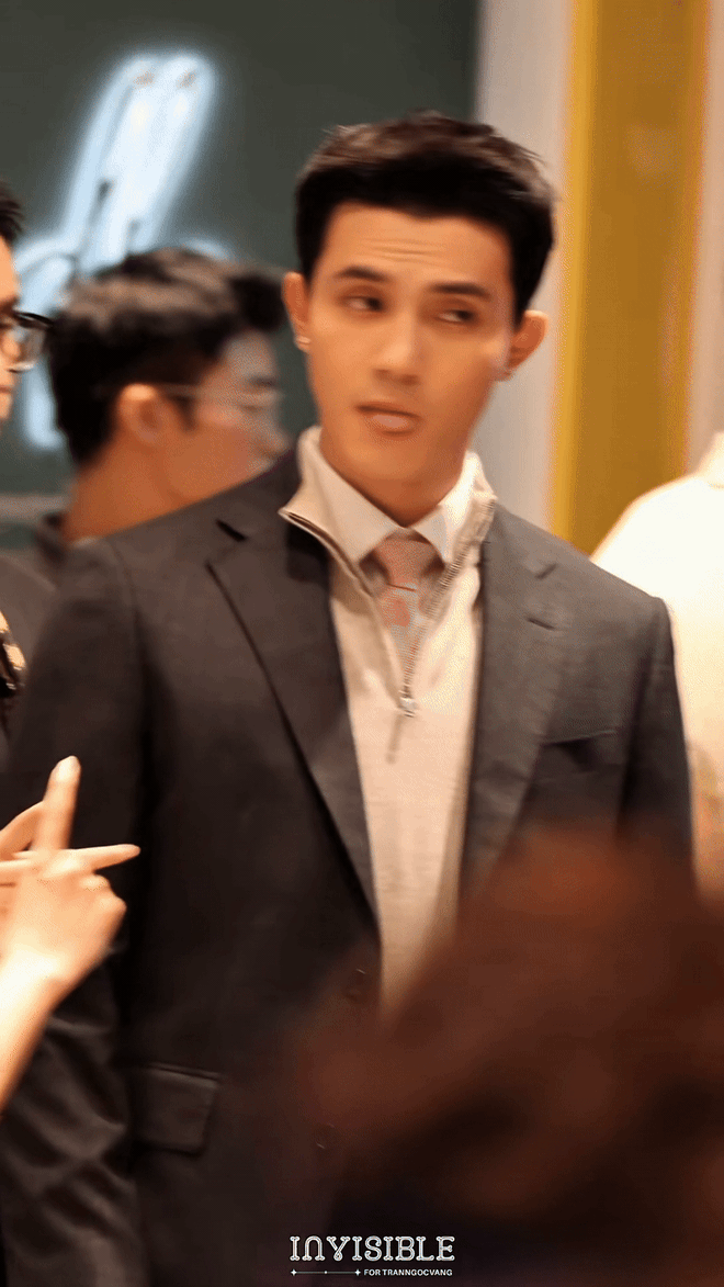 Cơ phó Việt được ví đẹp như Won Bin là ai?- Ảnh 4. Cơ phó Việt được ví đẹp như Won Bin là ai?- Ảnh 4.