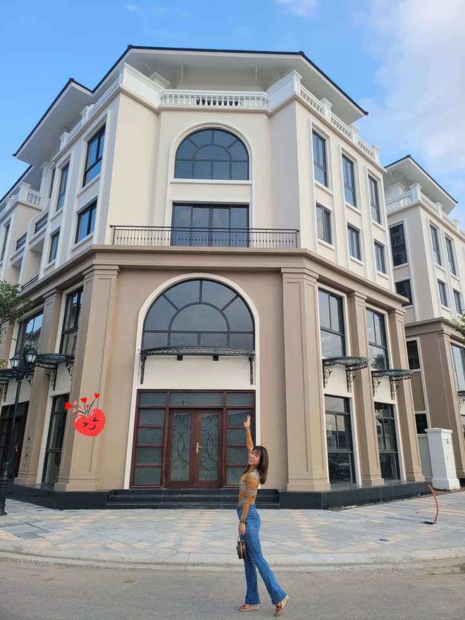 Biệt thự mới đẹp như tranh vẽ của "tổng tài" hot nhất VTV- Ảnh 3. Biệt thự mới đẹp như tranh vẽ của "tổng tài" hot nhất VTV- Ảnh 3.