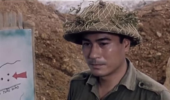 Nam NSND nổi tiếng cả nước với vai đào hoa, có hàng trăm “người tình màn ảnh” nhưng ngoài đời trái ngược bất ngờ- Ảnh 2.