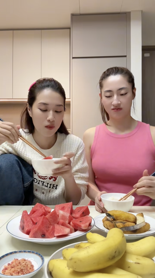 Đoàn Thiên Ân dừng lại- Ảnh 3. Đoàn Thiên Ân dừng lại- Ảnh 3.