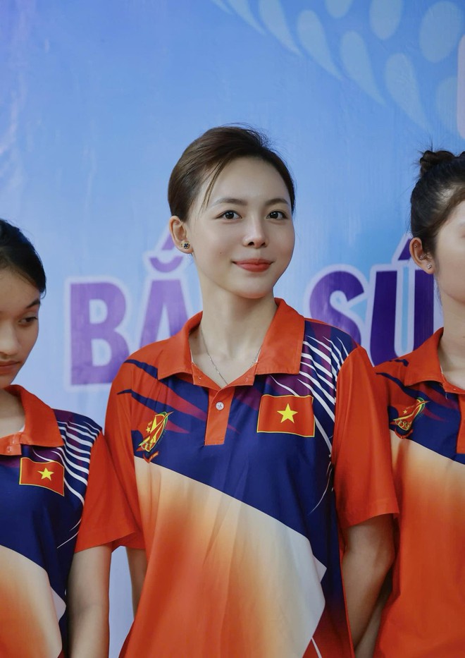 Thượng úy 21 tuổi vừa phá kỷ lục SEA Games 33: Quá khứ "thợ lặn" chuyển sang xạ thủ, môn gì cũng giỏi- Ảnh 6. Thượng úy 21 tuổi vừa phá kỷ lục SEA Games 33: Quá khứ "thợ lặn" chuyển sang xạ thủ, môn gì cũng giỏi- Ảnh 6.