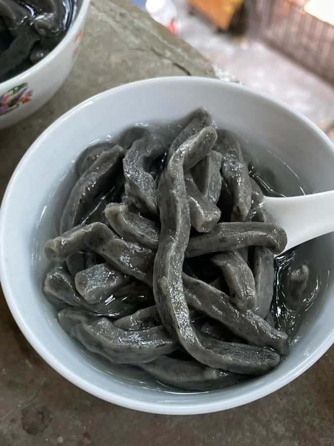 Đặc sản tên nghe muốn chạy mất dép, ăn một miếng lại nghiện quên lối về- Ảnh 5. Đặc sản tên nghe muốn chạy mất dép, ăn một miếng lại nghiện quên lối về- Ảnh 5.