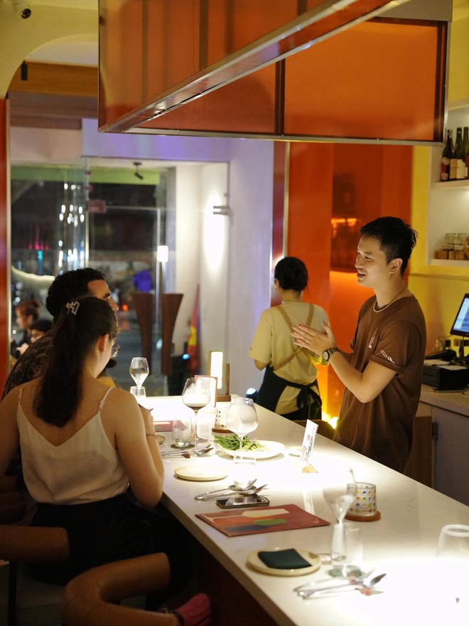 Nhà hàng fine dining do hai Gen Z tự thân gây dựng, tọa lạc tại mặt bằng vàng ở Hà Nội siêu đỉnh!- Ảnh 16. Nhà hàng fine dining do hai Gen Z tự thân gây dựng, tọa lạc tại mặt bằng vàng ở Hà Nội siêu đỉnh!- Ảnh 16.