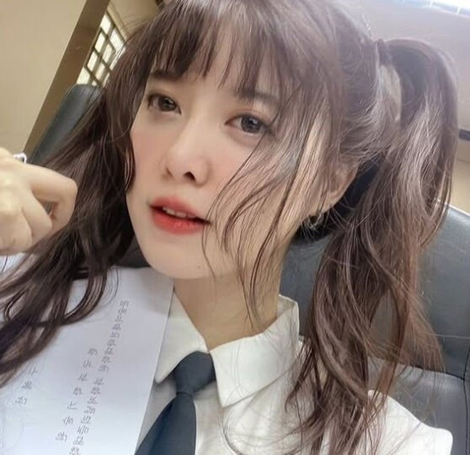 "Nàng Cỏ" Goo Hye Sun uống thuốc tiên sao mà dụi mắt 10.000 lần cũng nhìn không nhận ra- Ảnh 2. "Nàng Cỏ" Goo Hye Sun uống thuốc tiên sao mà dụi mắt 10.000 lần cũng nhìn không nhận ra- Ảnh 2.