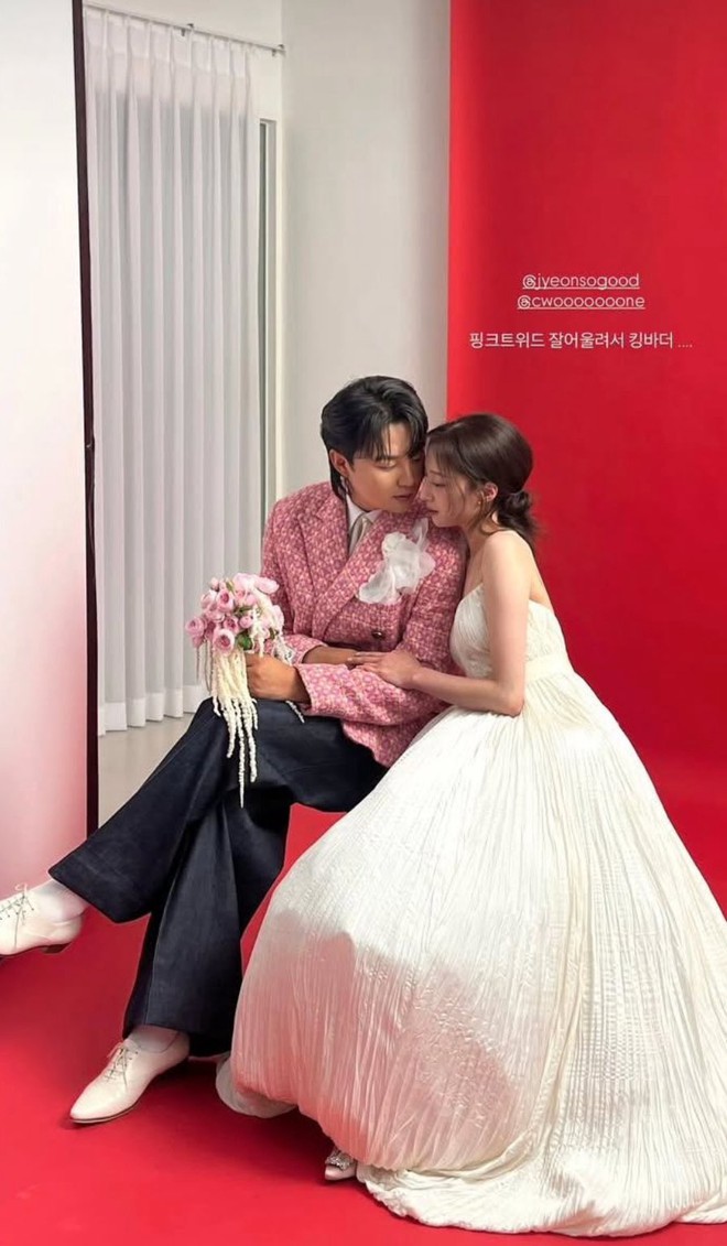 Xôn xao tin Jiyeon cưới chồng kém 3 tuổi, còn “ăn cơm trước kẻng”?- Ảnh 6. Xôn xao tin Jiyeon cưới chồng kém 3 tuổi, còn “ăn cơm trước kẻng”?- Ảnh 6.