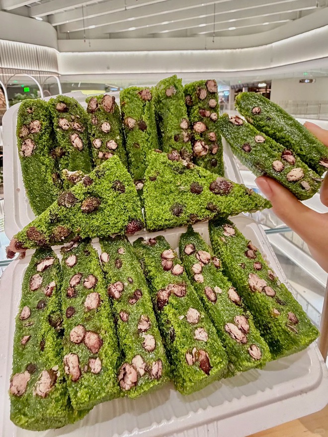 Tưởng là matcha nhưng không phải: Món bánh "xanh mướt" dẻo quẹo đang khiến hội chị em mê đồ Trung lùng sục- Ảnh 29. Tưởng là matcha nhưng không phải: Món bánh "xanh mướt" dẻo quẹo đang khiến hội chị em mê đồ Trung lùng sục- Ảnh 29.