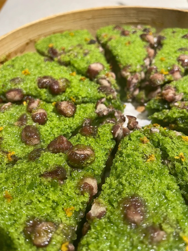 Tưởng là matcha nhưng không phải: Món bánh "xanh mướt" dẻo quẹo đang khiến hội chị em mê đồ Trung lùng sục- Ảnh 5. Tưởng là matcha nhưng không phải: Món bánh "xanh mướt" dẻo quẹo đang khiến hội chị em mê đồ Trung lùng sục- Ảnh 5.