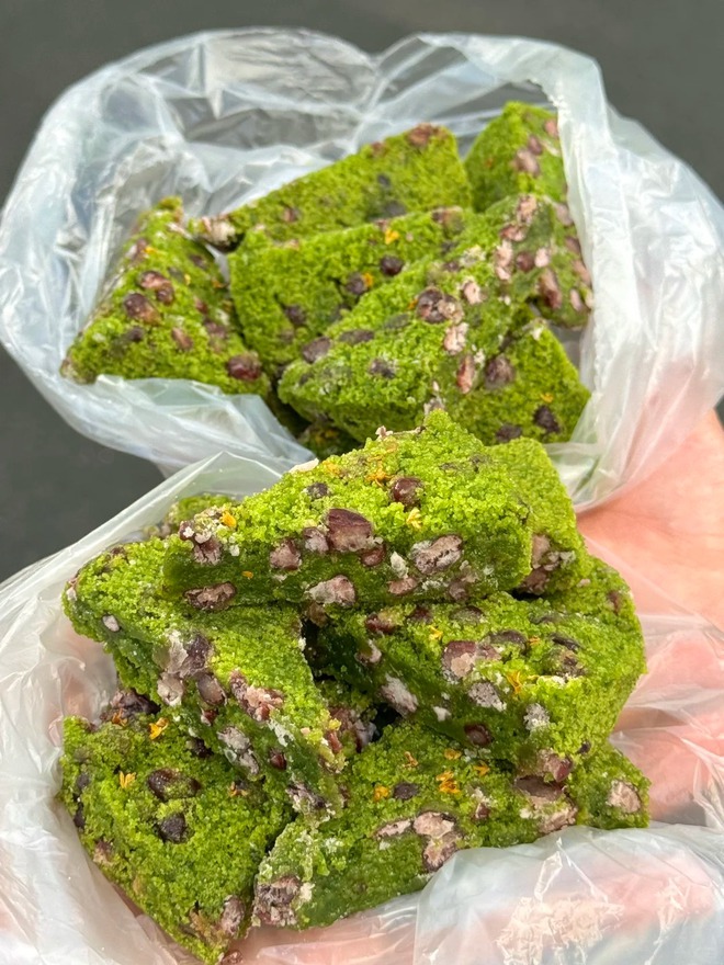 Tưởng là matcha nhưng không phải: Món bánh "xanh mướt" dẻo quẹo đang khiến hội chị em mê đồ Trung lùng sục- Ảnh 22. Tưởng là matcha nhưng không phải: Món bánh "xanh mướt" dẻo quẹo đang khiến hội chị em mê đồ Trung lùng sục- Ảnh 22.