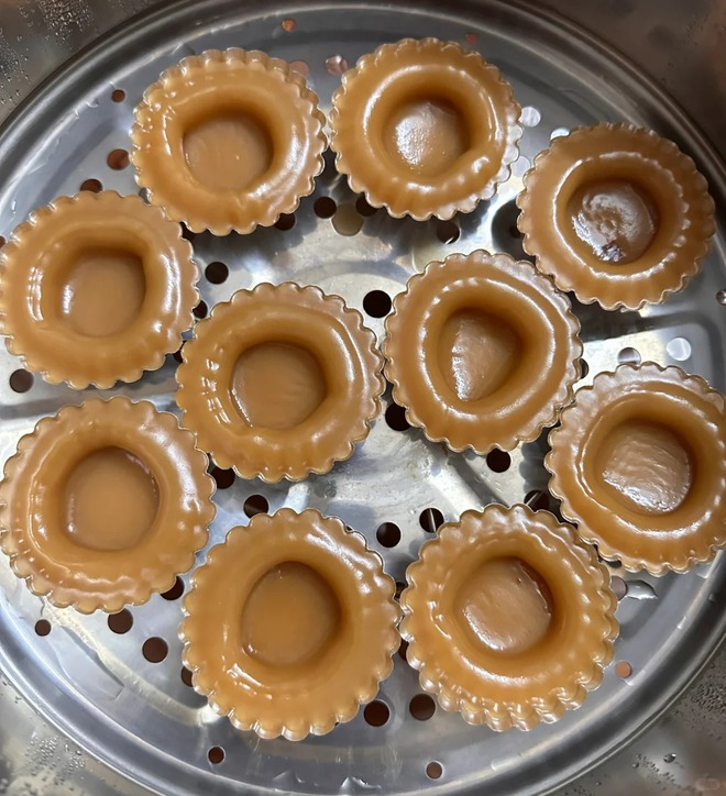 Giải mã món bánh "tuổi thơ dữ dội" trong phim TVB: Là "anh em sinh đôi" thất lạc của bánh bèo Việt Nam- Ảnh 2.