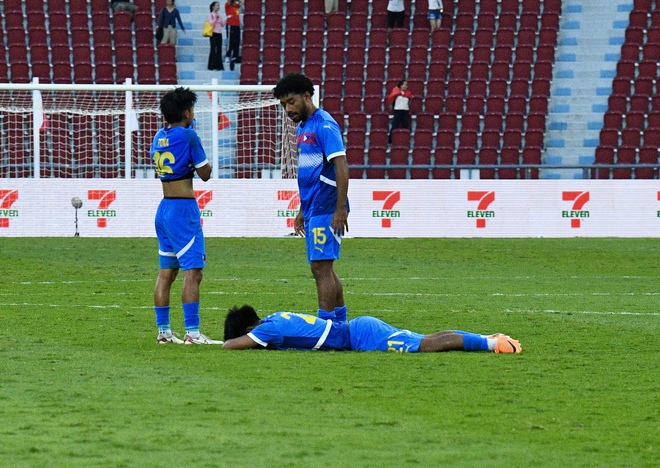 Hotboy U22 Việt Nam 3 lần giành Cầu thủ xuất sắc nhất trận, "out trình" ở SEA Games 33, HLV Kim Sang-sik khuyên xuất ngoại- Ảnh 10. Hotboy U22 Việt Nam 3 lần giành Cầu thủ xuất sắc nhất trận, "out trình" ở SEA Games 33, HLV Kim Sang-sik khuyên xuất ngoại- Ảnh 10.