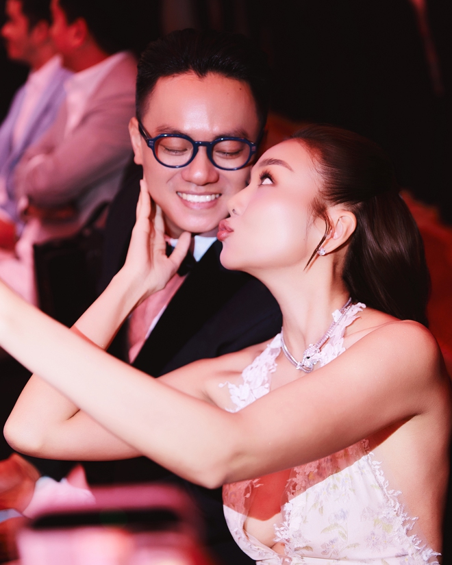 Vợ chồng Thanh Hằng và con số 5,1 tỷ đồng - Ảnh 2. Vợ chồng Thanh Hằng và con số 5,1 tỷ đồng - Ảnh 2.