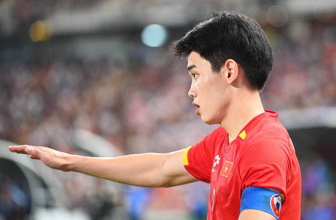 Phỏng vấn nóng ngôi sao sáng nhất U22 Việt Nam - Đình Bắc: "Vô địch trên đất Thái sướng không gì bằng!"- Ảnh 23.