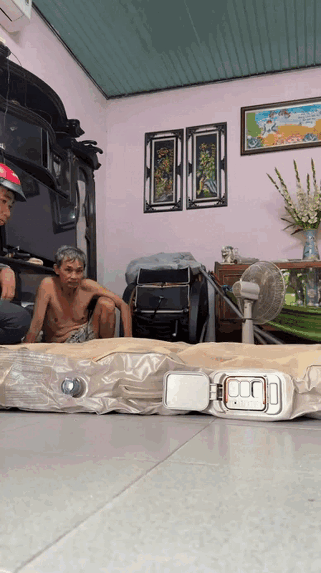 "Đặc quyền" lạ nhất của shipper Việt Nam- Ảnh 3. "Đặc quyền" lạ nhất của shipper Việt Nam- Ảnh 3.