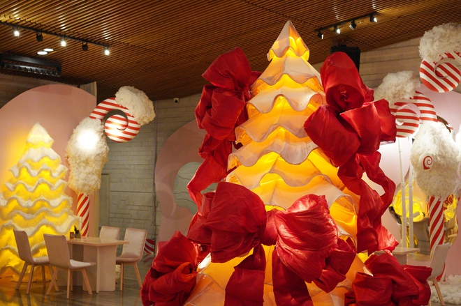 Cận cảnh quán cà phê Giáng sinh 200k/giờ ở TP.HCM, đáng thì thấy đáng nhưng trải nghiệm thì thật sự chưa xứng!- Ảnh 15. Cận cảnh quán cà phê Giáng sinh 200k/giờ ở TP.HCM, đáng thì thấy đáng nhưng trải nghiệm thì thật sự chưa xứng!- Ảnh 15.