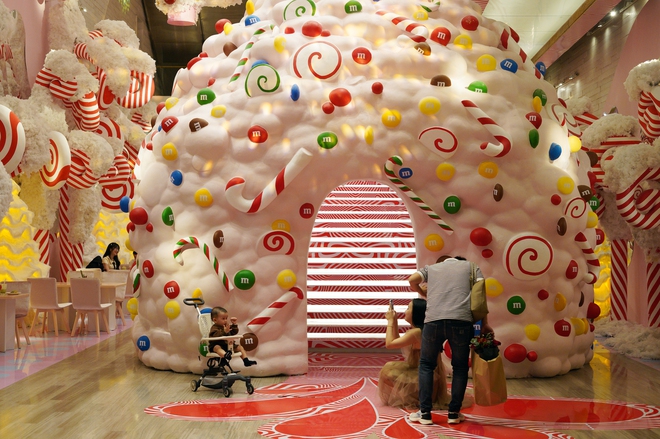 Cận cảnh quán cà phê Giáng sinh 200k/giờ ở TP.HCM, đáng thì thấy đáng nhưng trải nghiệm thì thật sự chưa xứng!- Ảnh 7. Cận cảnh quán cà phê Giáng sinh 200k/giờ ở TP.HCM, đáng thì thấy đáng nhưng trải nghiệm thì thật sự chưa xứng!- Ảnh 7.