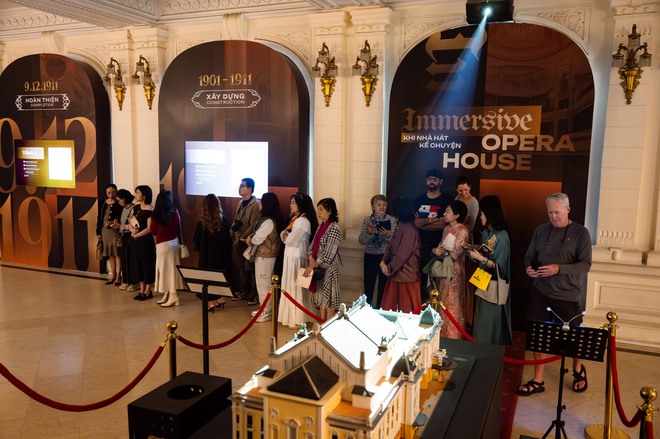 Cơ hội cuối để vào Nhà Hát Lớn Hà Nội trước khi đóng cửa 2 năm: Trải nghiệm có 1-0-2 tại công trình 115 tuổi- Ảnh 6.