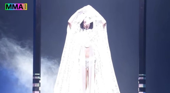 Jennie quyết l&agrave;m c&ocirc; d&acirc;u, &ldquo;qu&eacute;t sạch&rdquo; MMA sau 7 năm- Ảnh 9.