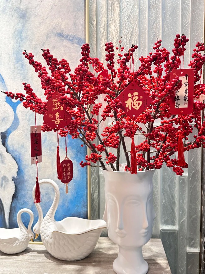 Bí kíp cắm đào đông đỏ chơi bền xuyên Tết 2026: Loài "trân châu đỏ" giúp gia chủ vượng khí, đỏ vận cả năm- Ảnh 12.