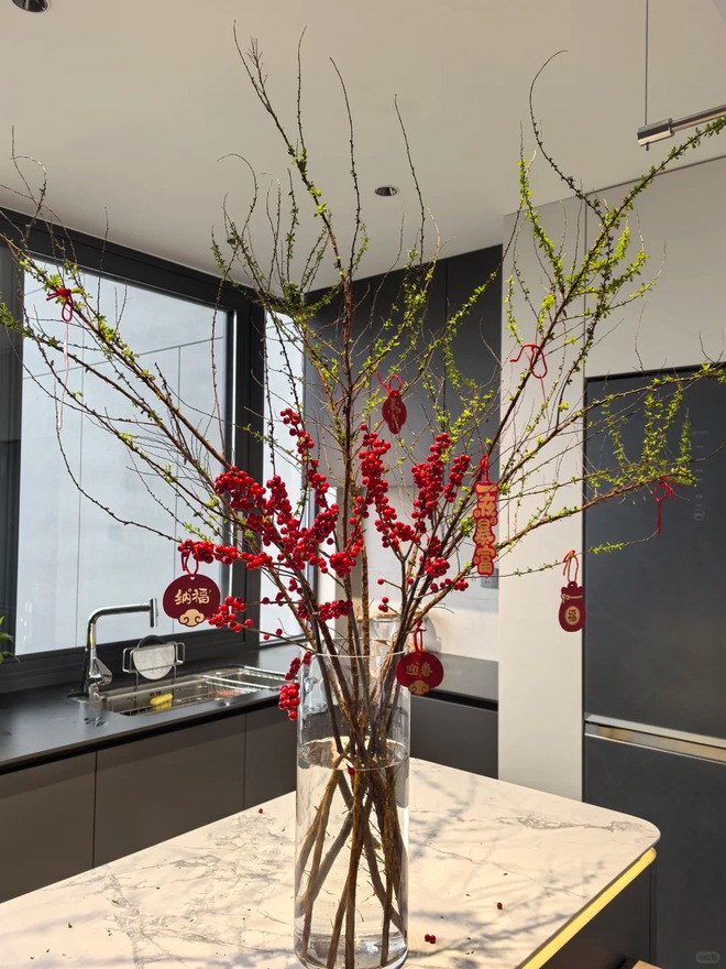 Bí kíp cắm đào đông đỏ chơi bền xuyên Tết 2026: Loài "trân châu đỏ" giúp gia chủ vượng khí, đỏ vận cả năm- Ảnh 11.