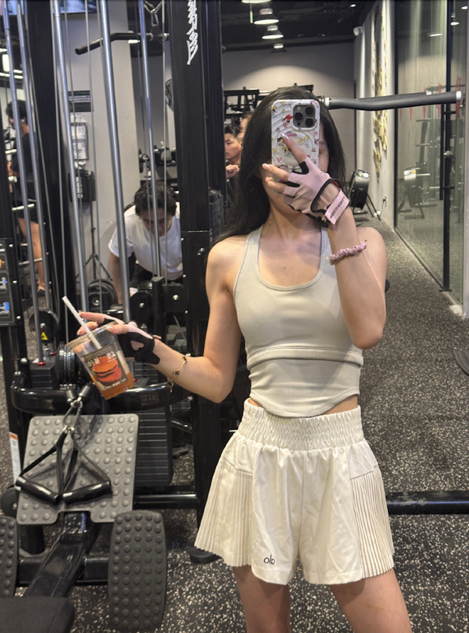 Cảnh báo gấp cho ai hay chụp ảnh tự sướng- Ảnh 2.