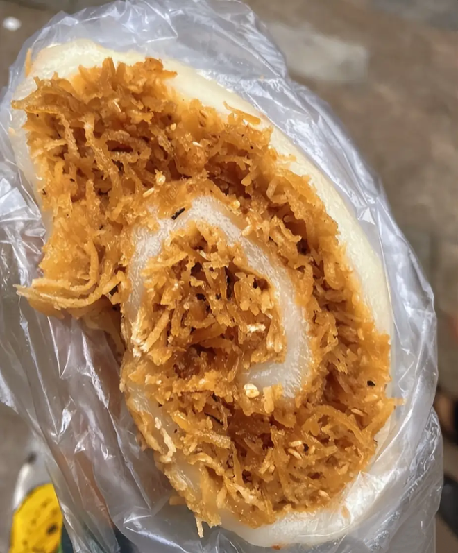 Không phải lòng lợn, cũng chẳng có thịt, bánh "ruột heo" có gì mà người sành ăn bảo là đỉnh cao của sự mộc mạc?- Ảnh 8.