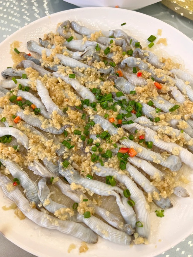 Món ăn nhìn nổi da gà ăn ngọt lịm tim: Đặc sản khiến khách Việt nhớ ngay đến "mì chính nhà giàu" ở quê nhà- Ảnh 11.