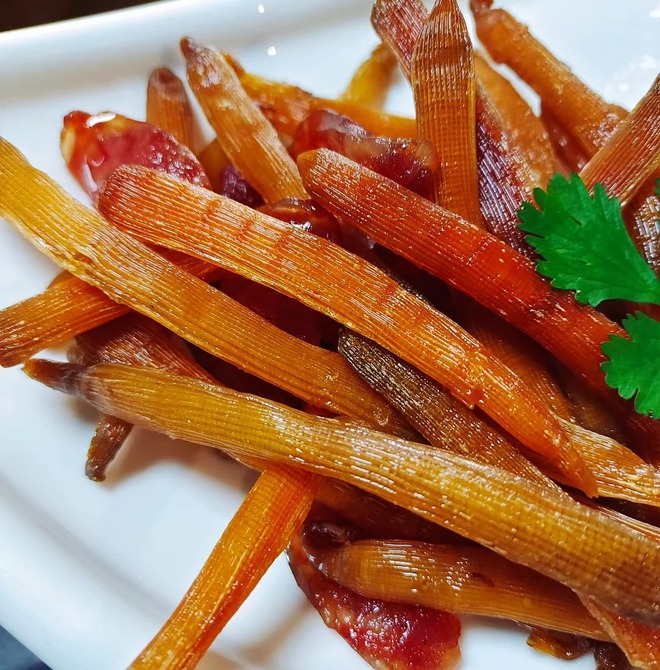 Món ăn nhìn nổi da gà ăn ngọt lịm tim: Đặc sản khiến khách Việt nhớ ngay đến "mì chính nhà giàu" ở quê nhà- Ảnh 12.