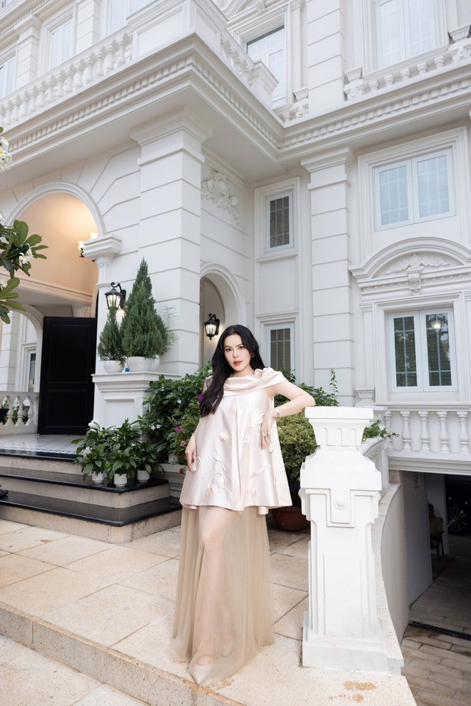 Cận cảnh biệt thự 200 tỷ đồng của Hoa hậu Việt Nam- Ảnh 5. Cận cảnh biệt thự 200 tỷ đồng của Hoa hậu Việt Nam- Ảnh 5.