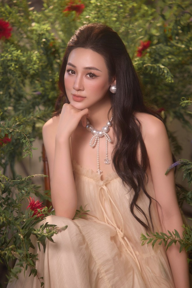 Mỹ nhân "theo chồng bỏ cuộc chơi", ở biệt thự 250 tỷ cao cấp nhất Hà thành- Ảnh 1. Mỹ nhân "theo chồng bỏ cuộc chơi", ở biệt thự 250 tỷ cao cấp nhất Hà thành- Ảnh 1.