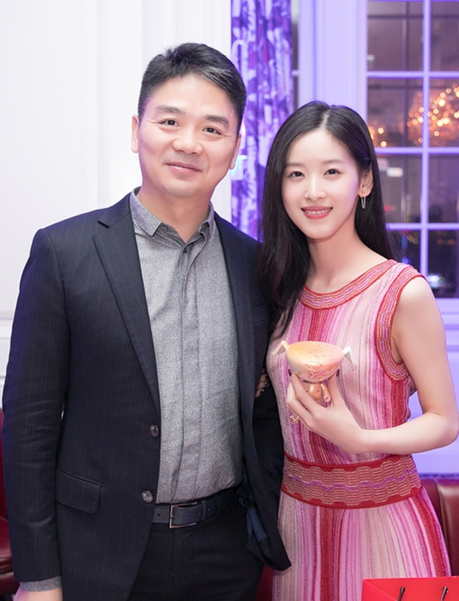 Tuổi 32 "bất lão" của Chương Trạch Thiên - giám đốc khách mời cho VOGUE Art Trung Quốc- Ảnh 10.