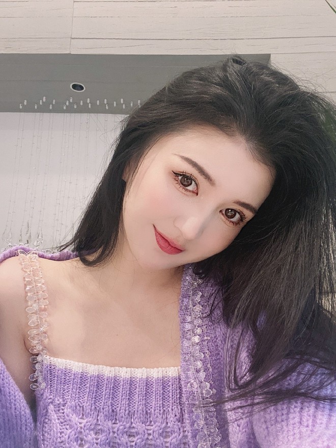 Bi kịch nữ người mẫu 8X xinh đẹp tử vong sau khi hút mỡ bụng, nâng ngực bằng mỡ tự thân- Ảnh 1.