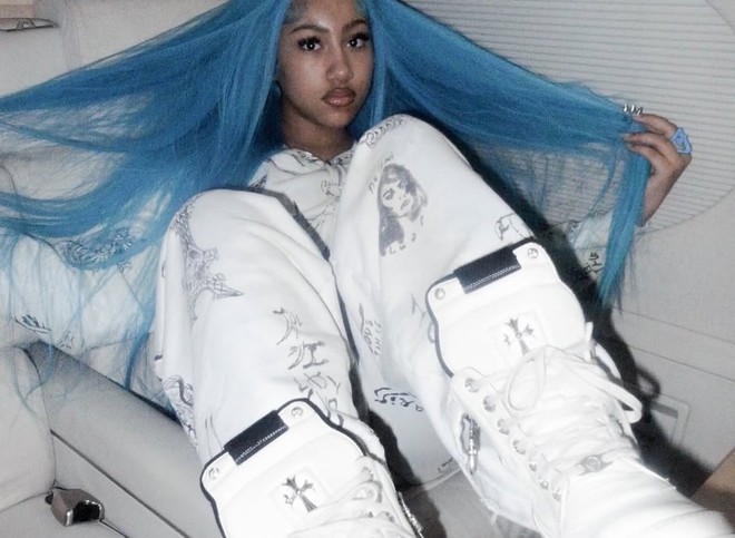 Ái nữ triệu đô North West 12 tuổi làm răng kim cương: Cá tính nghệ thuật hay sự chín ép của hào quang nổi tiếng?- Ảnh 5.