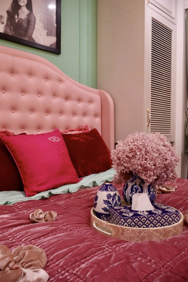 Cuộc sống của "mẹ đơn thân nóng bỏng nhất Vbiz"- Ảnh 18.