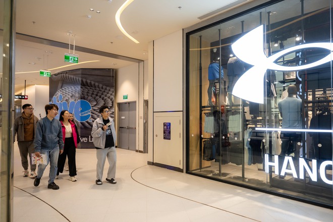 TTTM Hanoi Centre vừa ra mắt Hà Nội: Không gian sang như khách sạn 5 sao, kỳ công bảo tồn cây đa giữa khuôn viên- Ảnh 9.